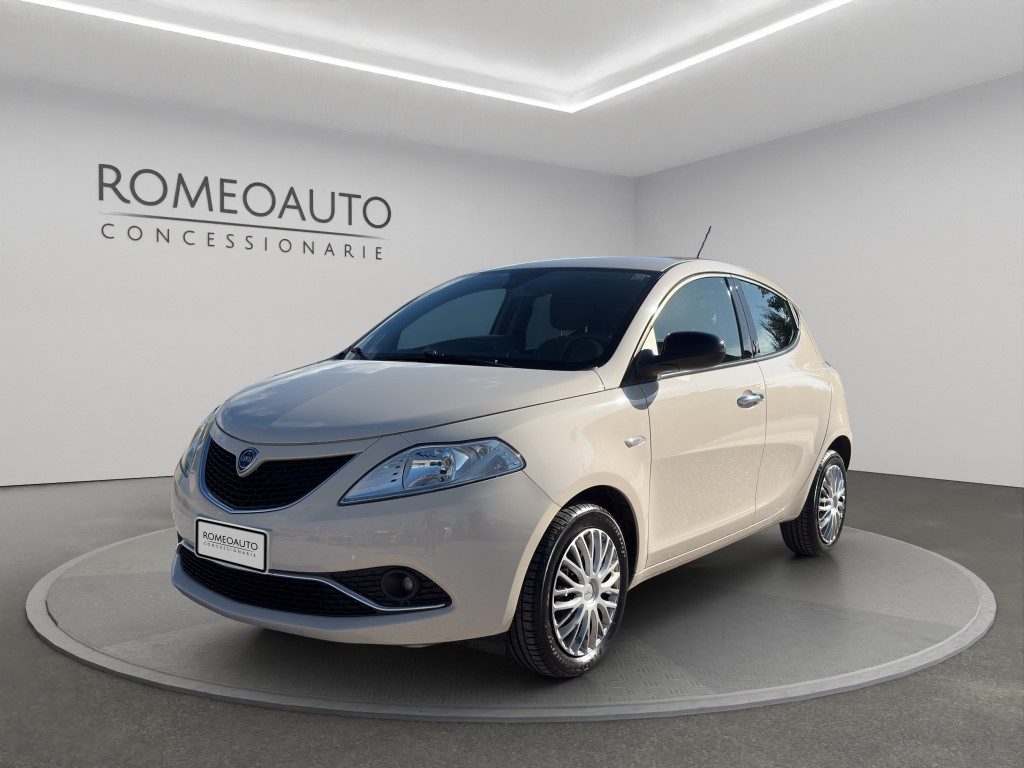 LANCIA Ypsilon 1.2 gold 69 cv Beige